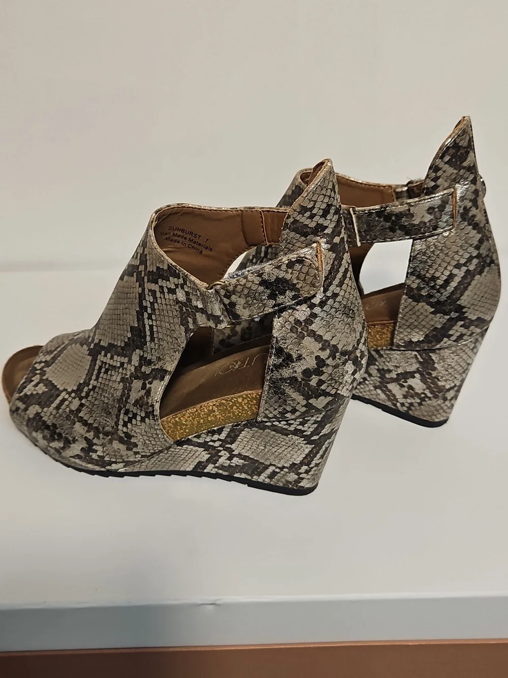 Corkys Wedge Peep-Toe Shoes - Metallic Brown Snakeskin Size 7